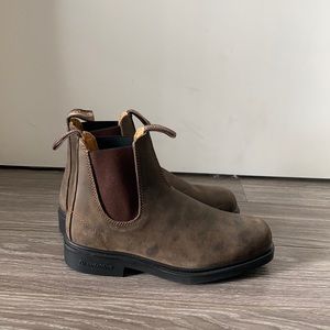 Never Worn Blundstone Chelsea Boots - AUS 6 / US 8